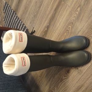Original hunter tall rain winter boots, like new!